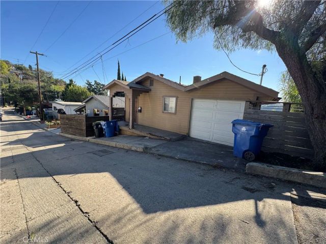 1736 Kilbourn Street, Los Angeles, CA 90065