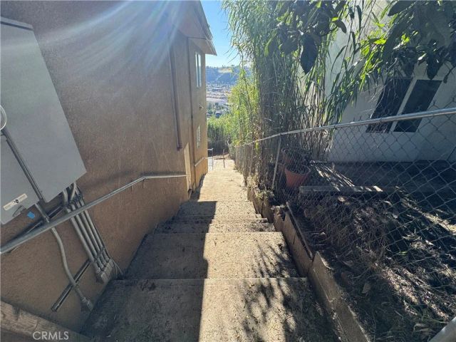 1736 Kilbourn Street, Los Angeles, CA 90065