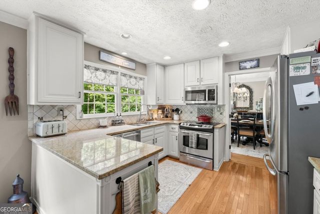 3814 Shawnee Run SW, Lilburn, GA 30047