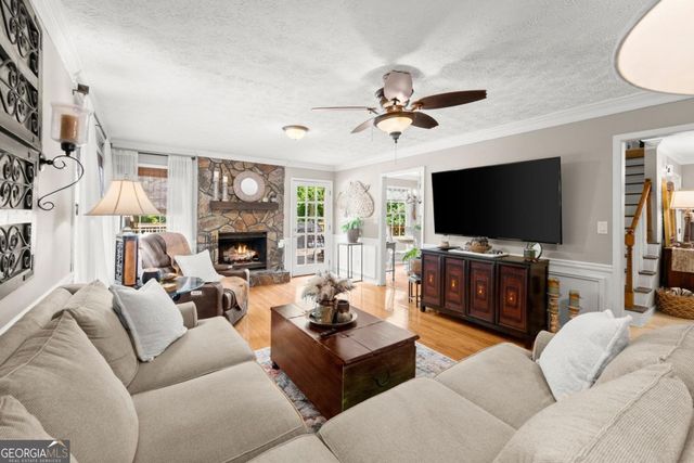 3814 Shawnee Run SW, Lilburn, GA 30047
