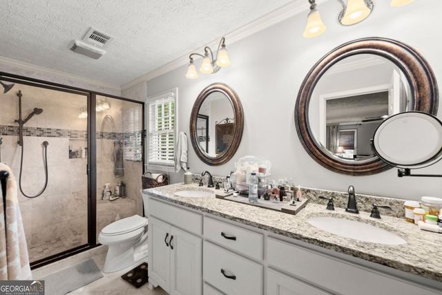 3814 Shawnee Run SW, Lilburn, GA 30047