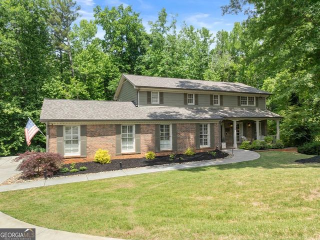 3814 Shawnee Run SW, Lilburn, GA 30047