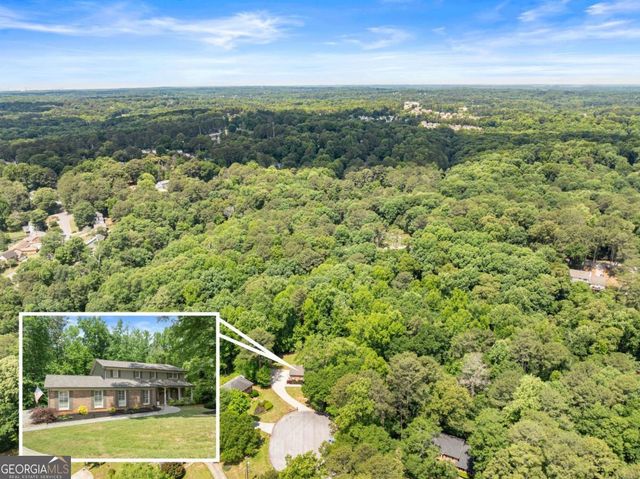 3814 Shawnee Run SW, Lilburn, GA 30047
