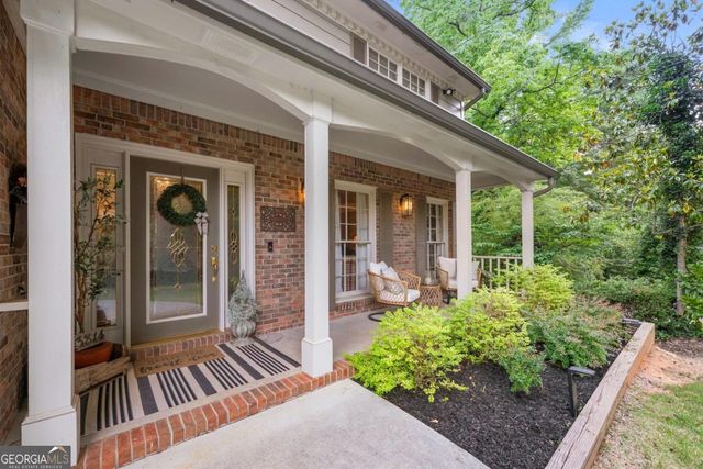 3814 Shawnee Run SW, Lilburn, GA 30047