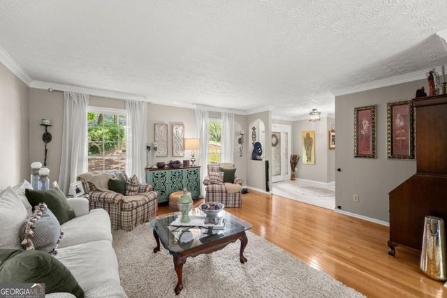 3814 Shawnee Run SW, Lilburn, GA 30047