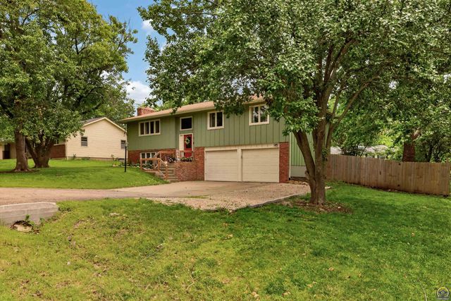4325 SE 25th TER, Topeka, KS 66605