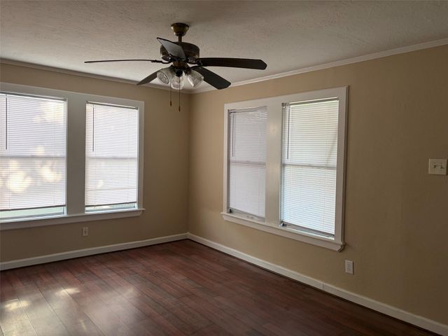 3120 Vintage Street, Houston, TX 77026