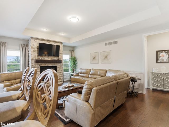 7172 Venturi Drive, Washington Twp, MI 48094