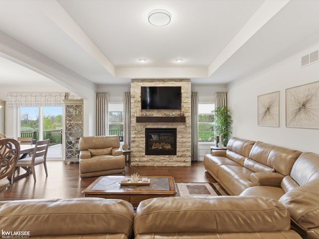 7172 Venturi Drive, Washington Twp, MI 48094