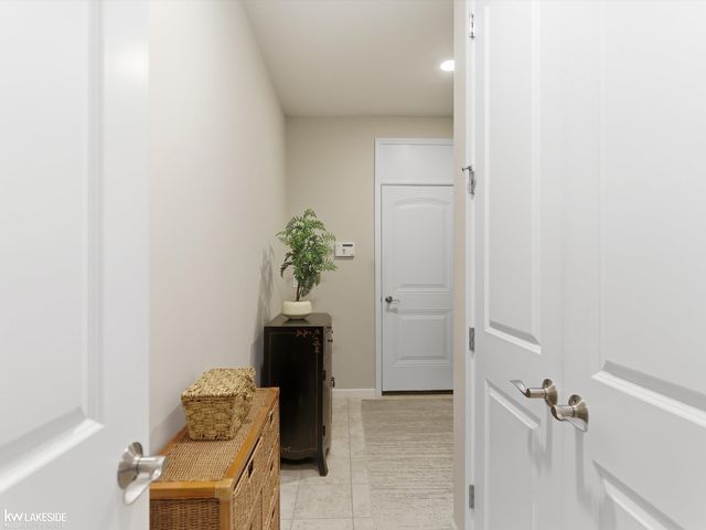 7172 Venturi Drive, Washington Twp, MI 48094