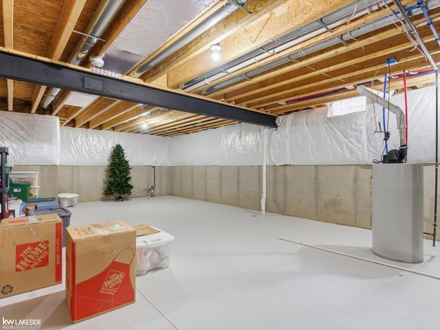 7172 Venturi Drive, Washington Twp, MI 48094