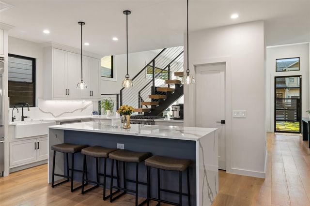 1502 Juliet ST, Austin, TX 78704