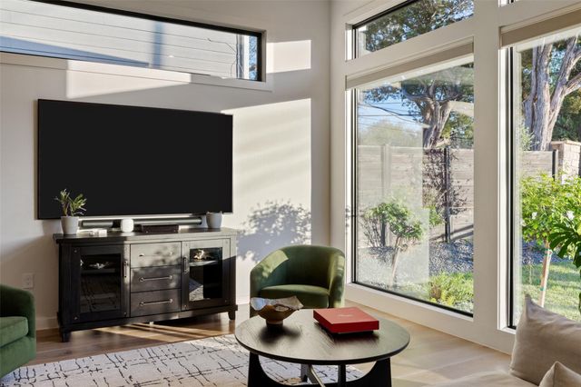 1502 Juliet ST, Austin, TX 78704