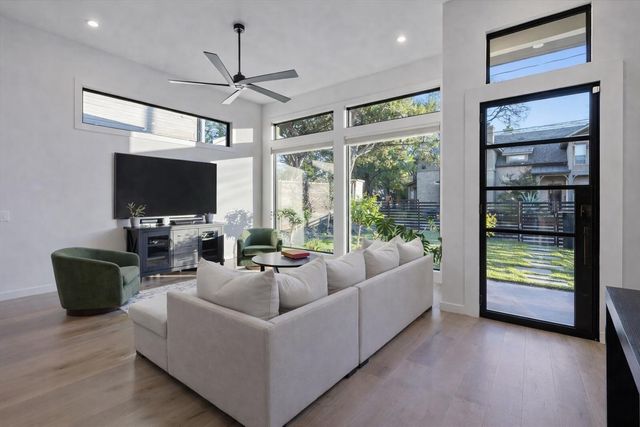 1502 Juliet ST, Austin, TX 78704