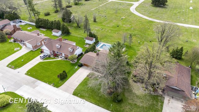 4743 Century Drive, Saginaw Twp, MI 48638