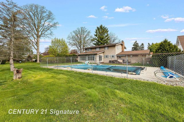 4743 Century Drive, Saginaw Twp, MI 48638