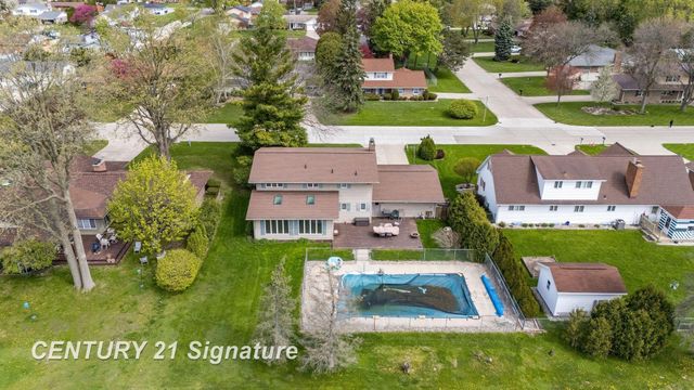 4743 Century Drive, Saginaw Twp, MI 48638