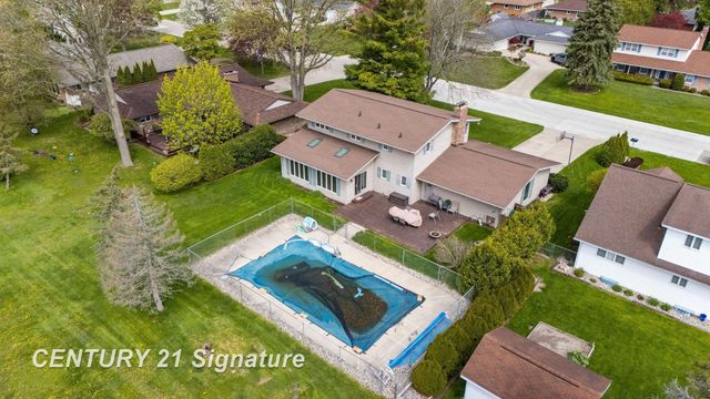 4743 Century Drive, Saginaw Twp, MI 48638