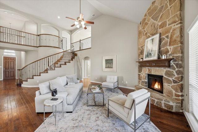 5617 Sleepy Creek Lane, Fort Worth, TX 76179