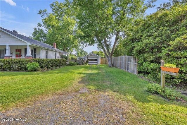 128 Victoria Drive, Wilmington, NC 28401