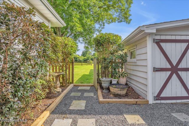 128 Victoria Drive, Wilmington, NC 28401