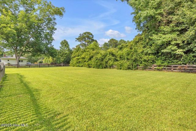 128 Victoria Drive, Wilmington, NC 28401