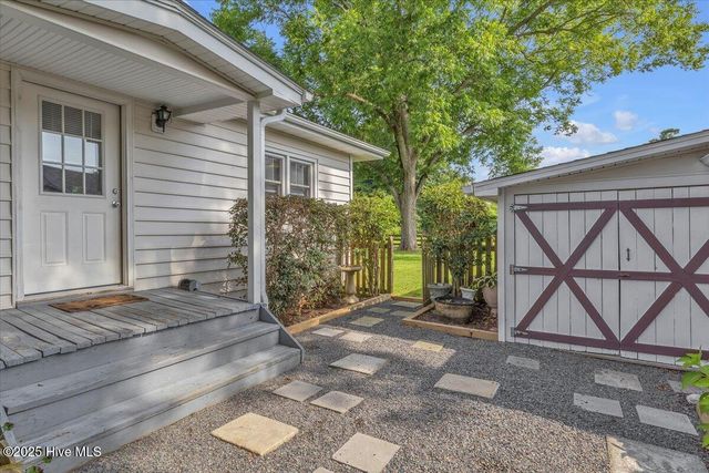 128 Victoria Drive, Wilmington, NC 28401