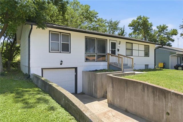 7507 E 49th Terrace, Kansas City, MO 64129