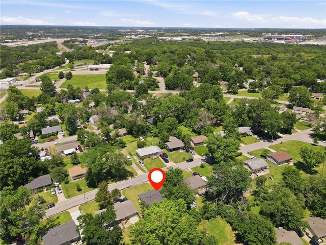 7507 E 49th Terrace, Kansas City, MO 64129