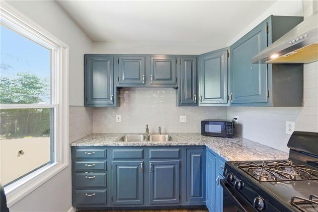 7507 E 49th Terrace, Kansas City, MO 64129