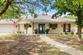 118 Sandlewood Lane, Kerrville, TX 78028