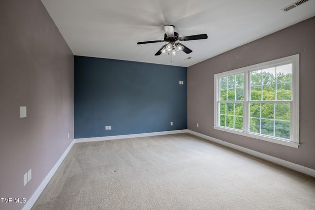 3907 Skyland Drive, Kingsport, TN 37664