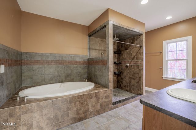 3907 Skyland Drive, Kingsport, TN 37664