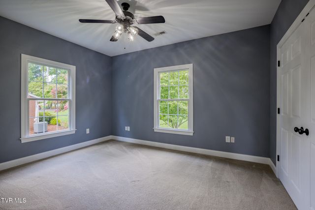 3907 Skyland Drive, Kingsport, TN 37664