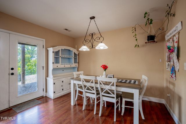 3907 Skyland Drive, Kingsport, TN 37664