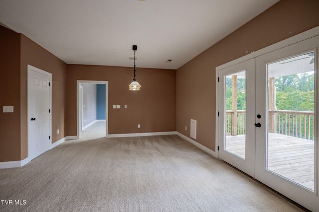 3907 Skyland Drive, Kingsport, TN 37664