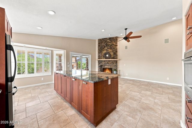 17926 W SANTA ALBERTA Lane, Goodyear, AZ 85338