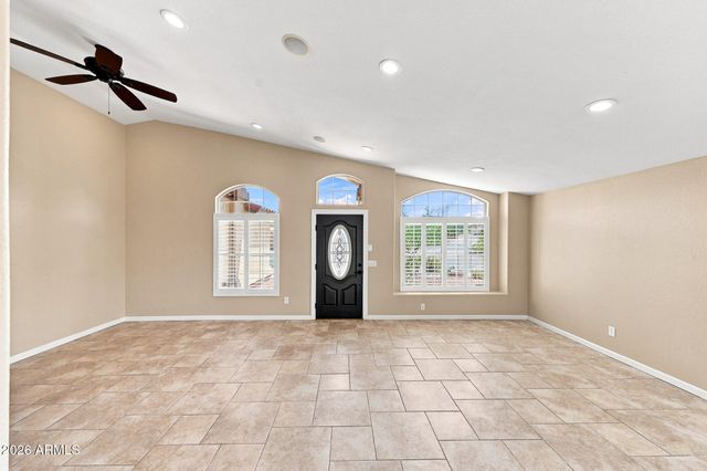 17926 W SANTA ALBERTA Lane, Goodyear, AZ 85338