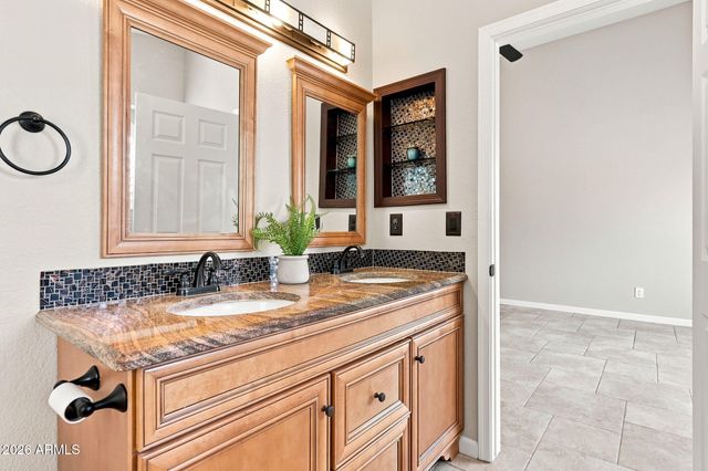 17926 W SANTA ALBERTA Lane, Goodyear, AZ 85338