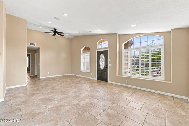 17926 W SANTA ALBERTA Lane, Goodyear, AZ 85338