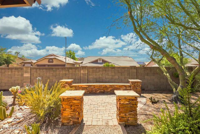 17926 W SANTA ALBERTA Lane, Goodyear, AZ 85338