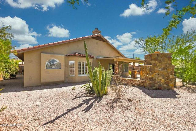17926 W SANTA ALBERTA Lane, Goodyear, AZ 85338
