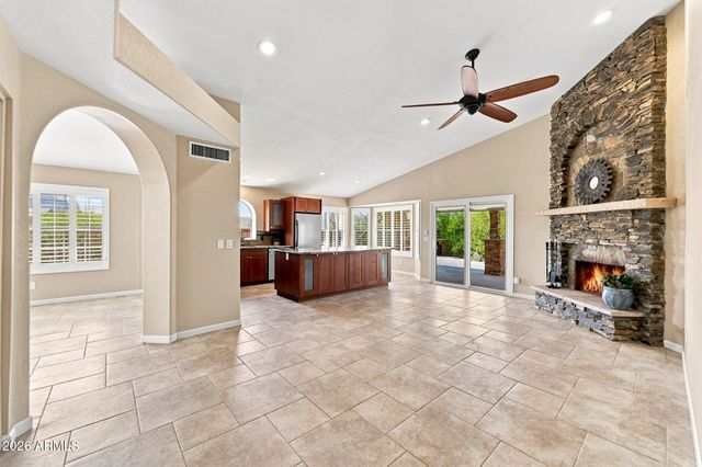 17926 W SANTA ALBERTA Lane, Goodyear, AZ 85338