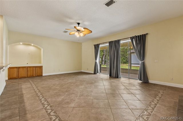 3049 W Laurel Street, Lecanto, FL 34461