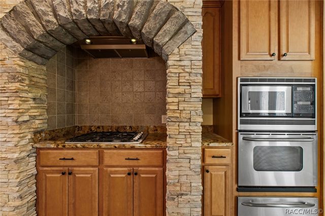 3049 W Laurel Street, Lecanto, FL 34461