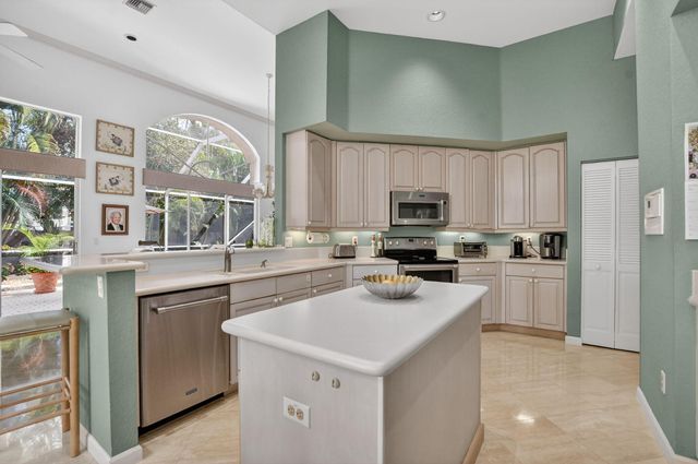 5184 NW 25th Way, Boca Raton, FL 33496