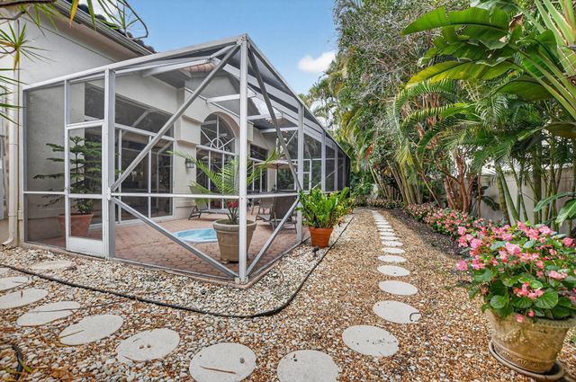 5184 NW 25th Way, Boca Raton, FL 33496