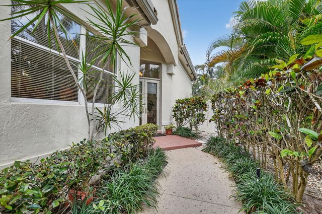 5184 NW 25th Way, Boca Raton, FL 33496