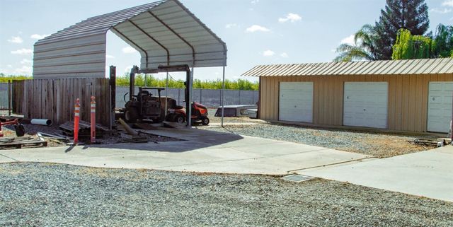 3600 E Hawkeye Ave, Turlock, CA 95380