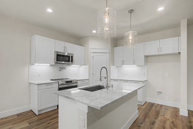 4125 S Denley Drive, Dallas, TX 75216